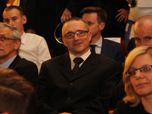 Zdjęcie nr 6 z galerii Koncert Zbigniewa Wodeckiego uświetnił galę wręczenia świadectw ukończenia studiów podyplomowych WSB