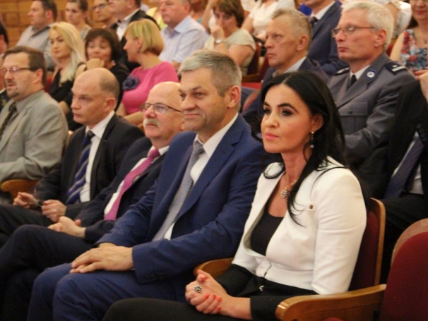 Zdjęcie nr 24 z galerii Koncert Zbigniewa Wodeckiego uświetnił galę wręczenia świadectw ukończenia studiów podyplomowych WSB