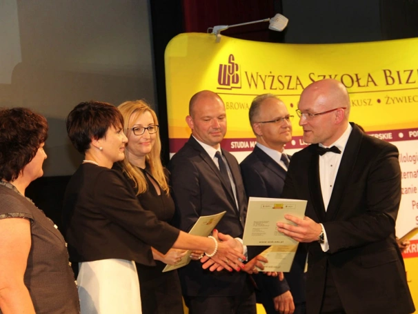 Zdjęcie nr 30 z galerii Koncert Zbigniewa Wodeckiego uświetnił galę wręczenia świadectw ukończenia studiów podyplomowych WSB