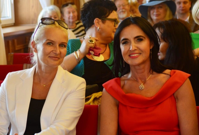 Zdjęcie nr 4 z galerii JM Rektor WSB podczas jubileuszowych obchodów 100-lecia miasta
