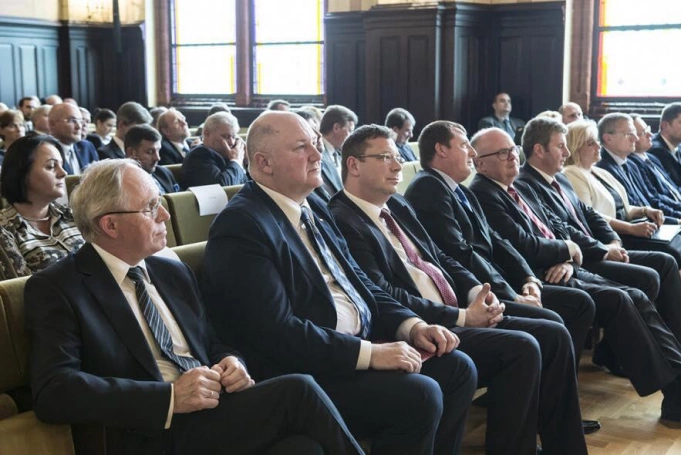 Zdjęcie nr 5 z galerii Władze WSB na uroczystościach otwarcia Konsulatu Honorowego Republiki Austrii