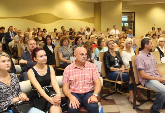 Zdjęcie nr 10 z galerii Dzień Bezpłatnych Szkoleń w Wyższej Szkole Biznesu w Dąbrowie Górniczej - podsumowanie