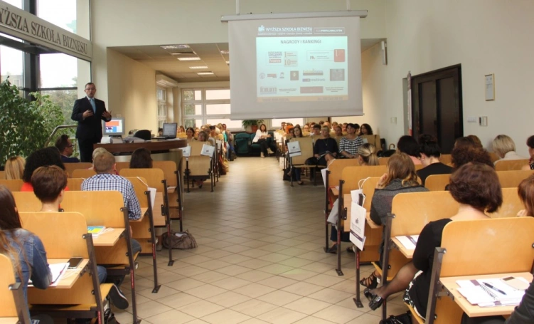 Zdjęcie nr 17 z galerii Dzień Bezpłatnych Szkoleń w Wyższej Szkole Biznesu w Dąbrowie Górniczej - podsumowanie
