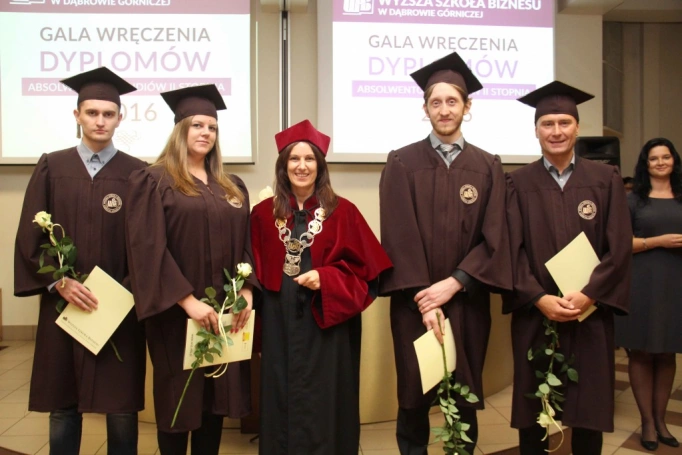 Zdjęcie nr 102 z galerii Gala wręczenia dyplomów absolwentom studiów II stopnia