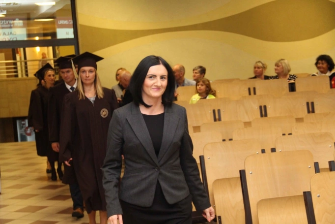 Zdjęcie nr 2 z galerii Gala wręczenia dyplomów absolwentom studiów II stopnia
