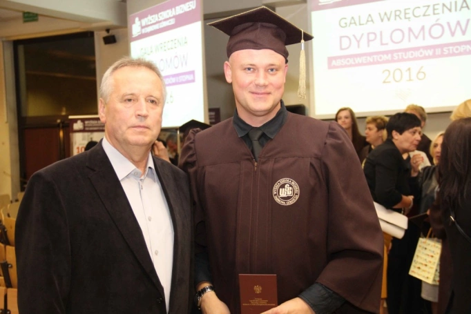 Zdjęcie nr 271 z galerii Gala wręczenia dyplomów absolwentom studiów II stopnia