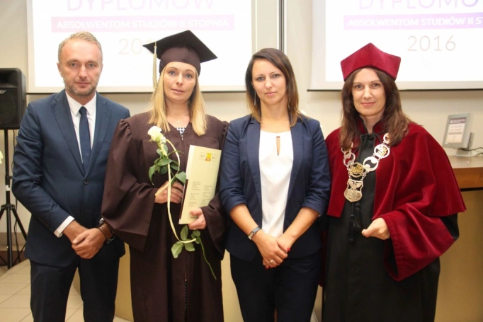 Zdjęcie nr 63 z galerii Gala wręczenia dyplomów absolwentom studiów II stopnia