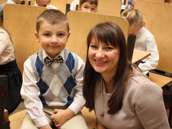 Zdjęcie nr 12 z galerii Młodzi naukowcy zainaugurowani Rok Akademicki 2016/2017. Rozpoczęła się 9. edycja Dąbrowskiego Uniwersytetu Dziecięcego