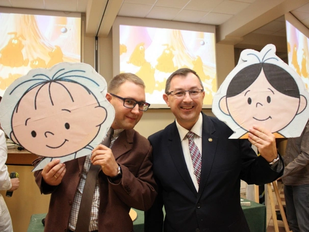 Zdjęcie nr 70 z galerii Młodzi naukowcy zainaugurowani Rok Akademicki 2016/2017. Rozpoczęła się 9. edycja Dąbrowskiego Uniwersytetu Dziecięcego