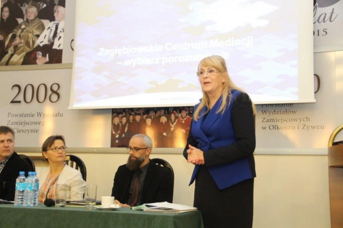 Zdjęcie nr 7 z galerii Specyficzne problemy rozpadu rodziny: opieka naprzemienna – blaski i cienie - konferencja z zakresu mediacji cywilnych