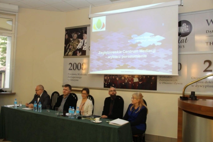Zdjęcie nr 11 z galerii Specyficzne problemy rozpadu rodziny: opieka naprzemienna – blaski i cienie - konferencja z zakresu mediacji cywilnych