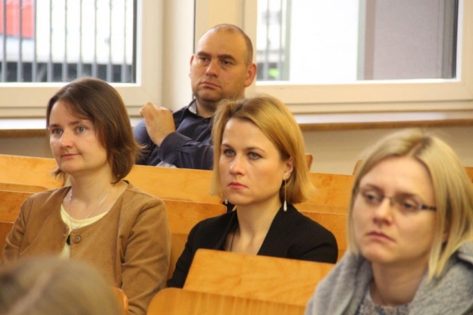 Zdjęcie nr 20 z galerii Specyficzne problemy rozpadu rodziny: opieka naprzemienna – blaski i cienie - konferencja z zakresu mediacji cywilnych