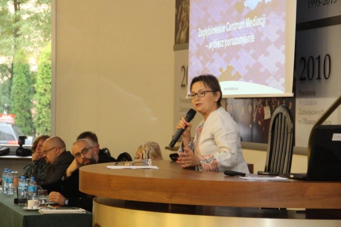 Zdjęcie nr 27 z galerii Specyficzne problemy rozpadu rodziny: opieka naprzemienna – blaski i cienie - konferencja z zakresu mediacji cywilnych
