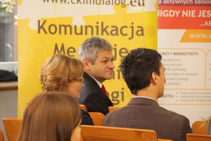 Zdjęcie nr 31 z galerii Specyficzne problemy rozpadu rodziny: opieka naprzemienna – blaski i cienie - konferencja z zakresu mediacji cywilnych