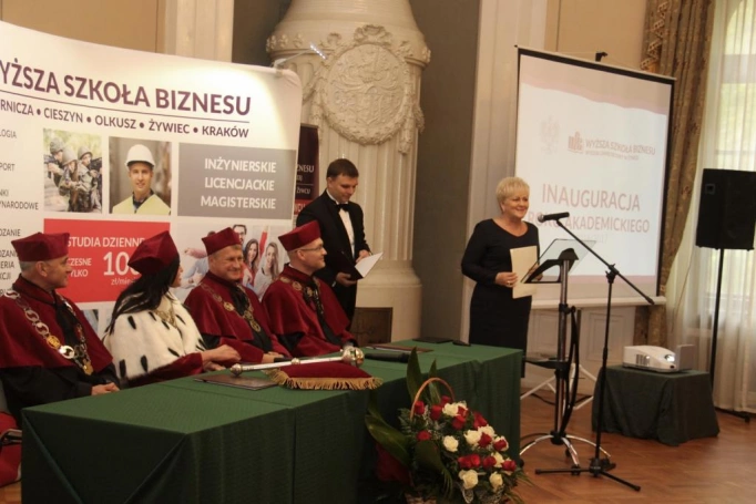 Zdjęcie nr 1 z galerii Inauguracja Roku Akademickiego 2016/2017 w Wydziale Zamiejscowym WSB w Żywcu