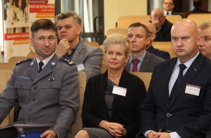 Zdjęcie nr 8 z galerii Ogólnopolska konferencja naukowa „Współczesne zagrożenia cyberprzestępczością a możliwości jej zwalczania”