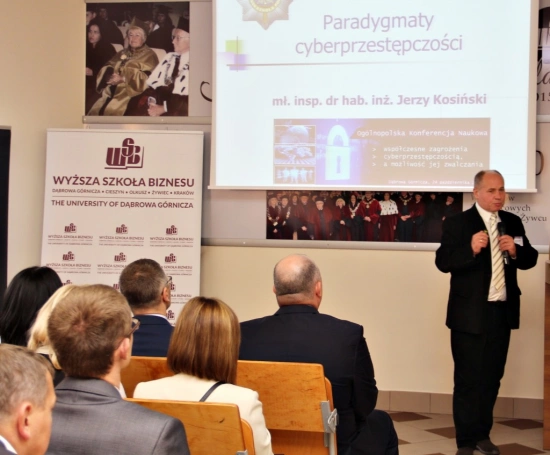 Zdjęcie nr 23 z galerii Ogólnopolska konferencja naukowa „Współczesne zagrożenia cyberprzestępczością a możliwości jej zwalczania”