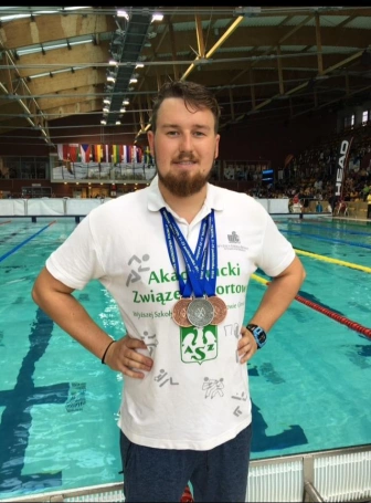 Zdjęcie nr 2 z galerii Kacper Kaproń - student na medalowej fali