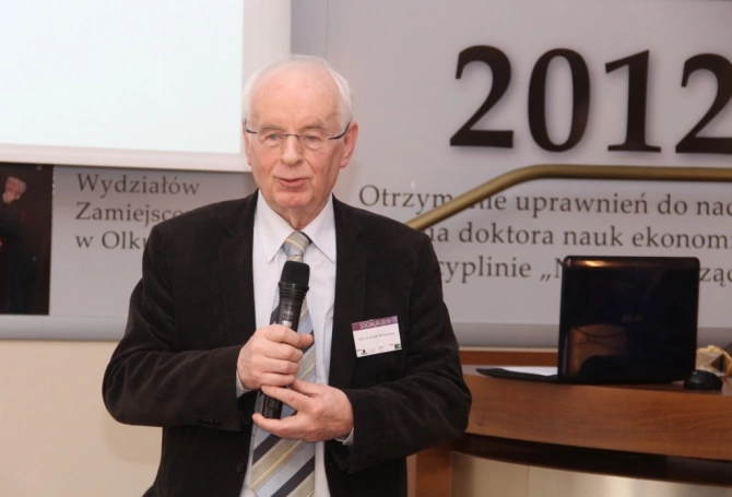 Zdjęcie nr 26 z galerii Socialia 2016 - jubileuszowa Międzynarodowa Konferencja Naukowa w WSB