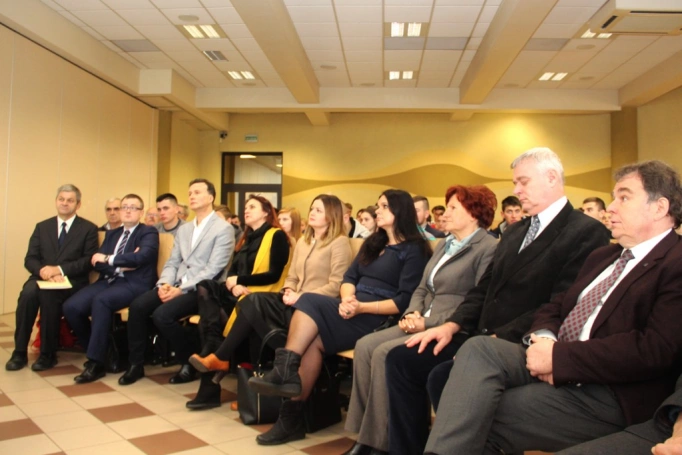 Zdjęcie nr 2 z galerii  I Ogólnopolski Konkurs Wiedzy o Transporcie Kolejowym już za nami
