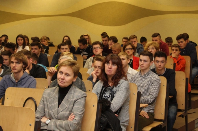 Zdjęcie nr 15 z galerii Światowy Tydzień Przedsiębiorczości w Wyższej Szkole Biznesu w Dąbrowie Górniczej