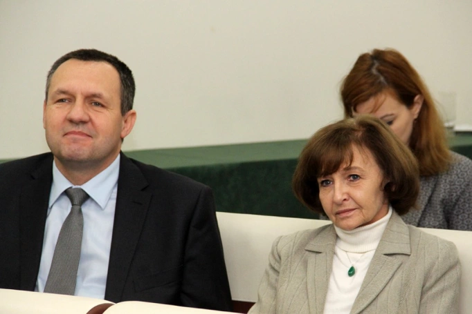Zdjęcie nr 4 z galerii Języki specjalistyczne – nauczanie, badanie i tłumaczenie - podsumowanie