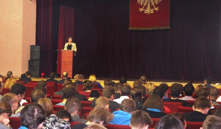 Zdjęcie nr 3 z galerii Inauguracja Europejskiego Tygodnia Umiejętności Zawodowych w sosnowieckim "Elektroniku"
