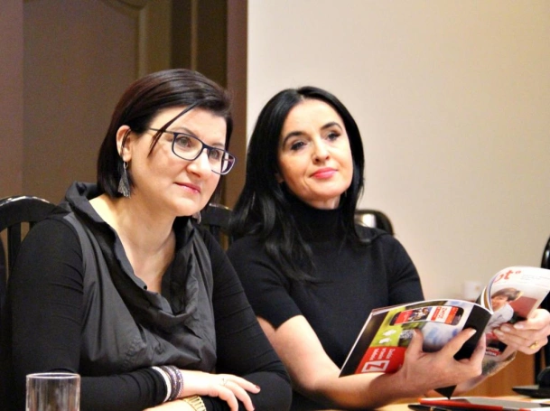 Zdjęcie nr 6 z galerii Wiedza bez barier - innowacyjne metody nauczania osób dorosłych - wspólny projekt z Polskim Związkiem Kulturalno-Oświatowym