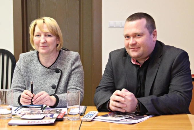 Zdjęcie nr 5 z galerii Wiedza bez barier - innowacyjne metody nauczania osób dorosłych - wspólny projekt z Polskim Związkiem Kulturalno-Oświatowym