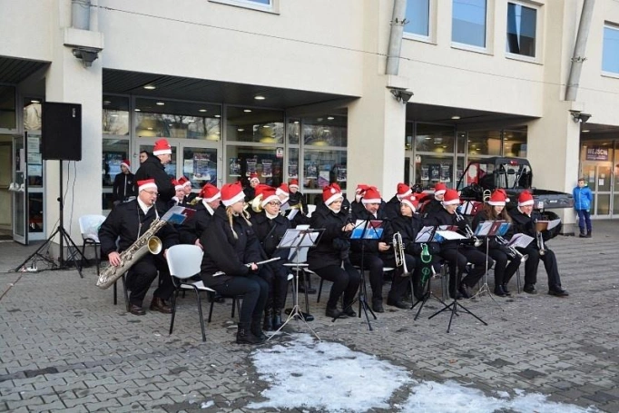 Zdjęcie nr 8 z galerii Zagrali i pomogli 
