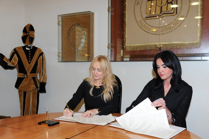 Zdjęcie nr 5 z galerii Firma BetaMed partnerem Wyższej Szkoły Biznesu w Dąbrowie Górniczej