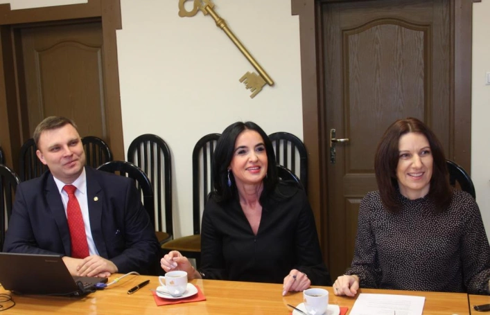 Zdjęcie nr 3 z galerii Firma BetaMed partnerem Wyższej Szkoły Biznesu w Dąbrowie Górniczej