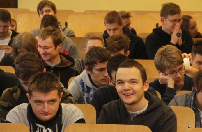 Zdjęcie nr 1 z galerii Dzień z sosnowieckim Elektronikiem w WSB 