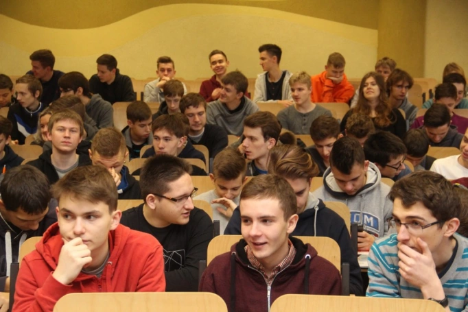 Zdjęcie nr 4 z galerii Dzień z sosnowieckim Elektronikiem w WSB 