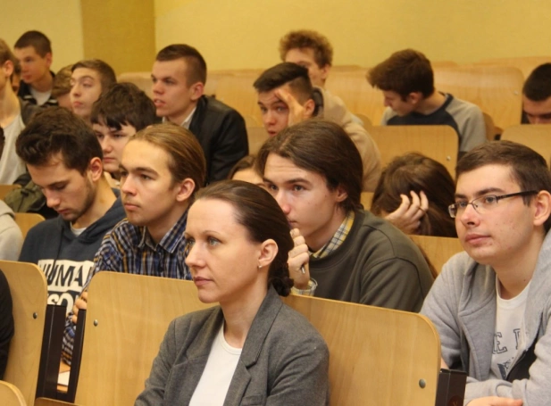Zdjęcie nr 20 z galerii Dzień z sosnowieckim Elektronikiem w WSB 