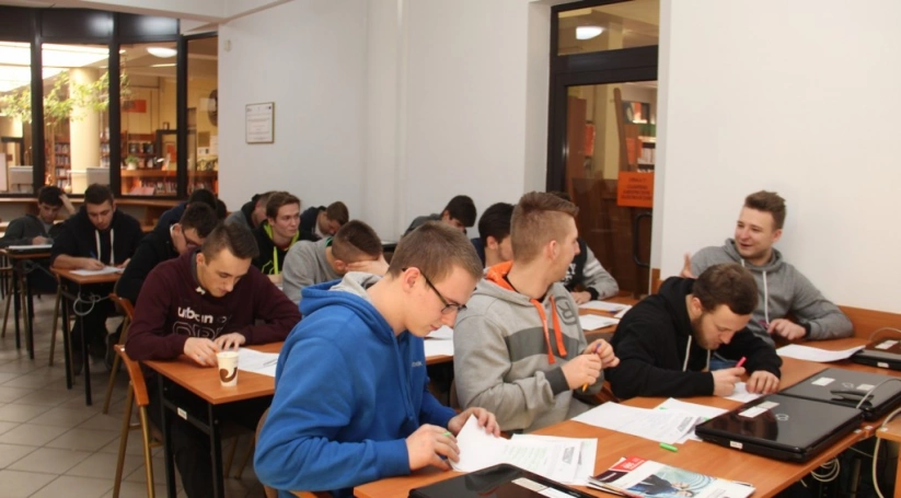 Zdjęcie nr 33 z galerii Dzień z sosnowieckim Elektronikiem w WSB 