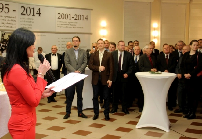 Zdjęcie nr 9 z galerii Uroczyste posiedzenie Senatu oraz Spotkanie Świąteczno-Noworoczne