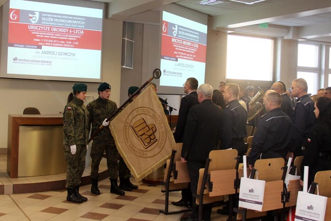 Zdjęcie nr 7 z galerii Jubileusz 6-lecia Centrum Bezpieczeństwa i Edukacji Służb Mundurowych WSB