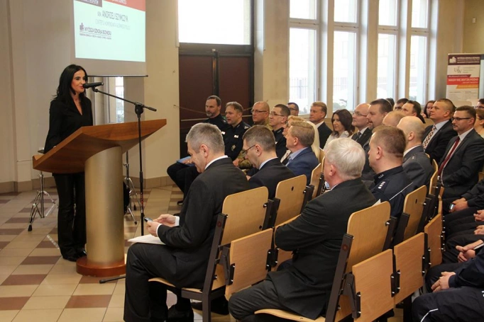 Zdjęcie nr 19 z galerii Jubileusz 6-lecia Centrum Bezpieczeństwa i Edukacji Służb Mundurowych WSB