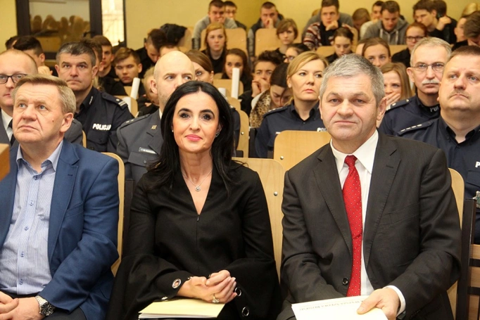 Zdjęcie nr 15 z galerii Jubileusz 6-lecia Centrum Bezpieczeństwa i Edukacji Służb Mundurowych WSB