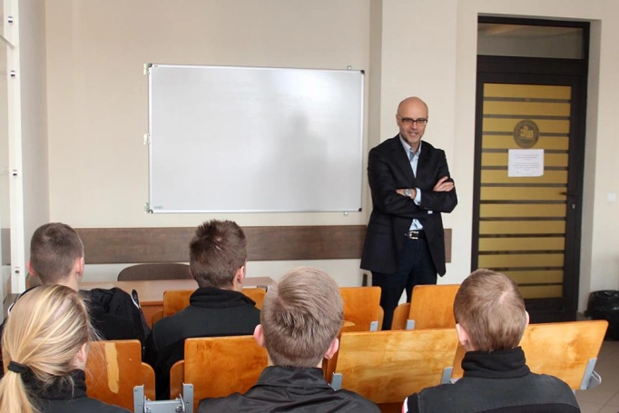 Zdjęcie nr 34 z galerii Jubileusz 6-lecia Centrum Bezpieczeństwa i Edukacji Służb Mundurowych WSB