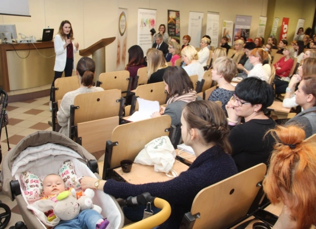 Zdjęcie nr 6 z galerii Wyższa Szkoła Biznesu w Dąbrowie Górniczej idealnym miejscem dla Mam!