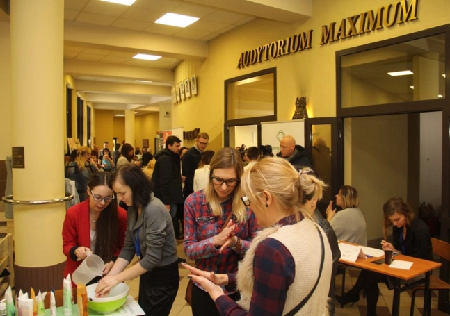 Zdjęcie nr 15 z galerii Wyższa Szkoła Biznesu w Dąbrowie Górniczej idealnym miejscem dla Mam!