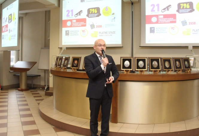 Zdjęcie nr 12 z galerii Specjalistyczne szkolenie dla kolejarzy - Obowiązki i tryb pracy komisji kolejowych