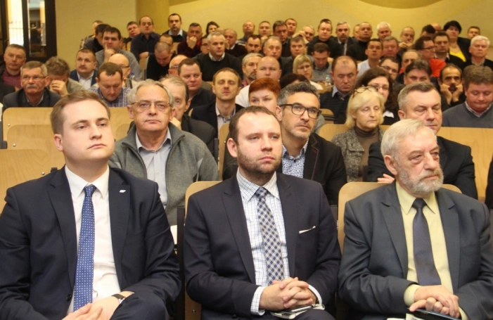 Zdjęcie nr 15 z galerii Specjalistyczne szkolenie dla kolejarzy - Obowiązki i tryb pracy komisji kolejowych