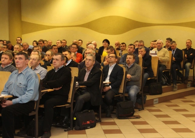 Zdjęcie nr 19 z galerii Specjalistyczne szkolenie dla kolejarzy - Obowiązki i tryb pracy komisji kolejowych