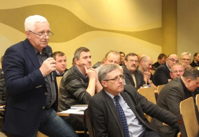Zdjęcie nr 30 z galerii Specjalistyczne szkolenie dla kolejarzy - Obowiązki i tryb pracy komisji kolejowych