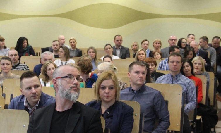 Zdjęcie nr 2 z galerii Dzień Bezpłatnych Szkoleń w Wyższej Szkole Biznesu w Dąbrowie Górniczej 