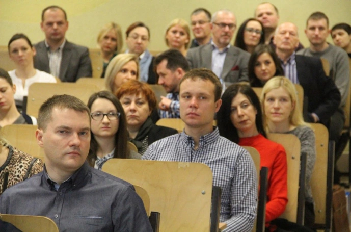 Zdjęcie nr 4 z galerii Dzień Bezpłatnych Szkoleń w Wyższej Szkole Biznesu w Dąbrowie Górniczej 