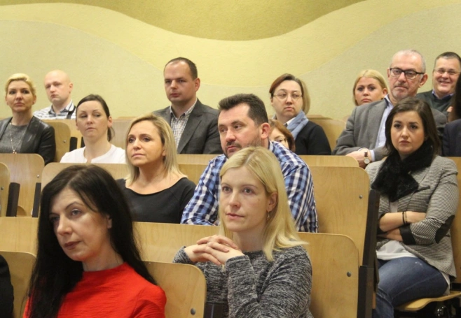 Zdjęcie nr 7 z galerii Dzień Bezpłatnych Szkoleń w Wyższej Szkole Biznesu w Dąbrowie Górniczej 